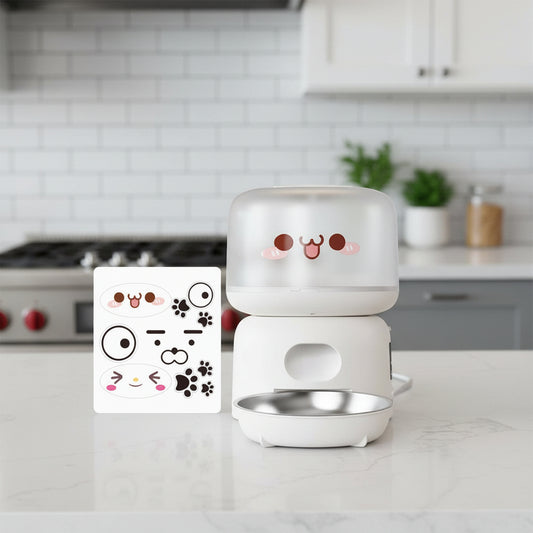 Distributeur croquettes chat avec stickers fournit