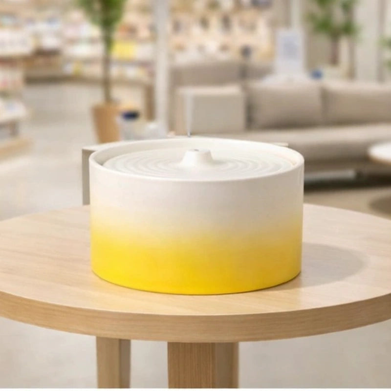 Fontaine à eau pour chat en céramique blanche avec dégradé jaune