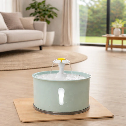 fontaine à eau chat marguerite verte avec led allumée