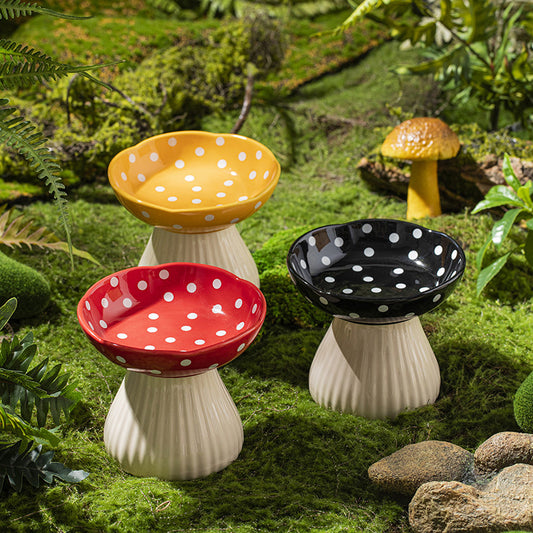 gamelle surélevée chat en forme de champignon noir, jaune et rouge