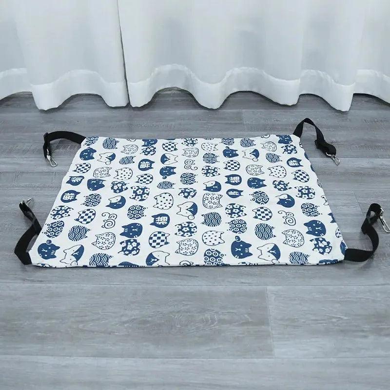 hamac chat suspendu couleur blanc avec motif de tete de chat