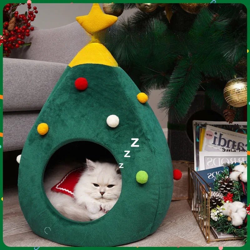 Niche pour chat spéciale Noël avec chat endormi