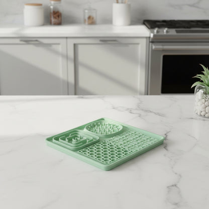 tapis de léchage chat carré en silicone vert