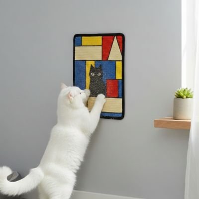 Tapis griffoir chat avec chat blanc