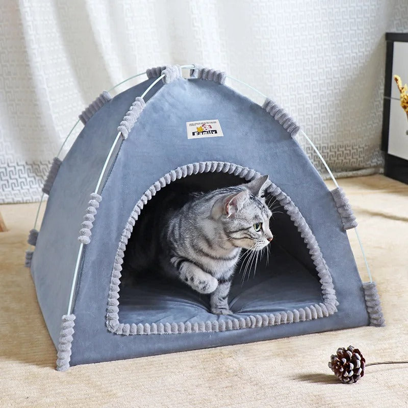 Tente pour chat grise avec intérieur chaud doux pour hiver
