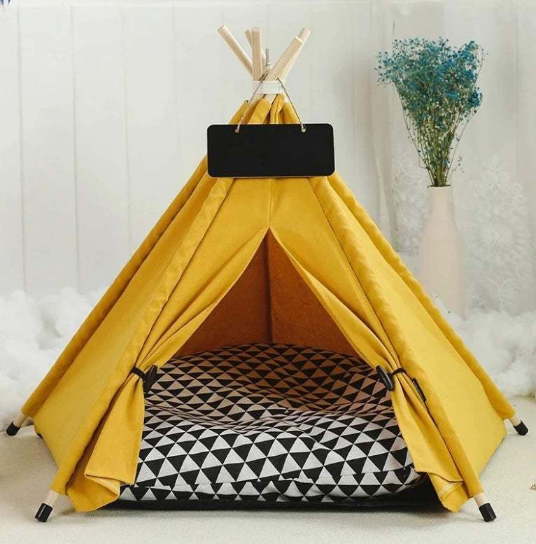 Tente pour chat jaune avec coussin imprimé triangle noir