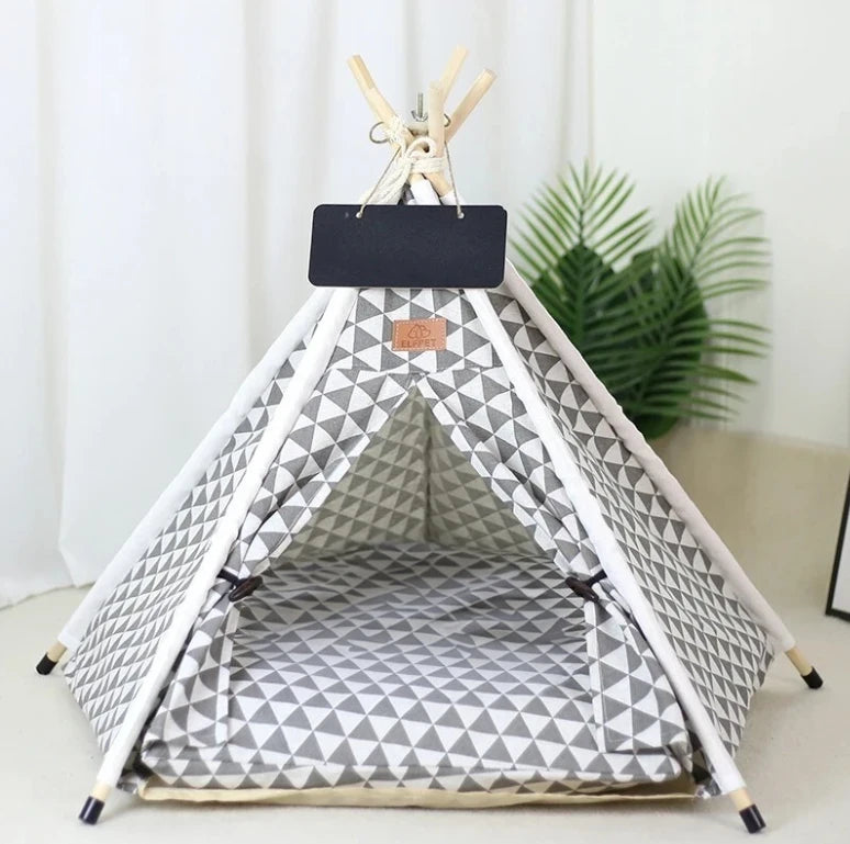 Tente pour chats grise design avec motifs triangles modernes
